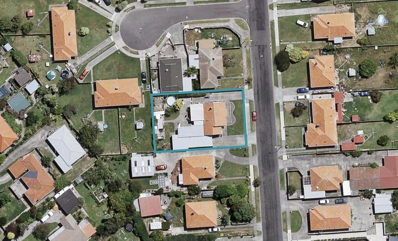 21 Russell Road, Marewa, Napier - Carousel 1
