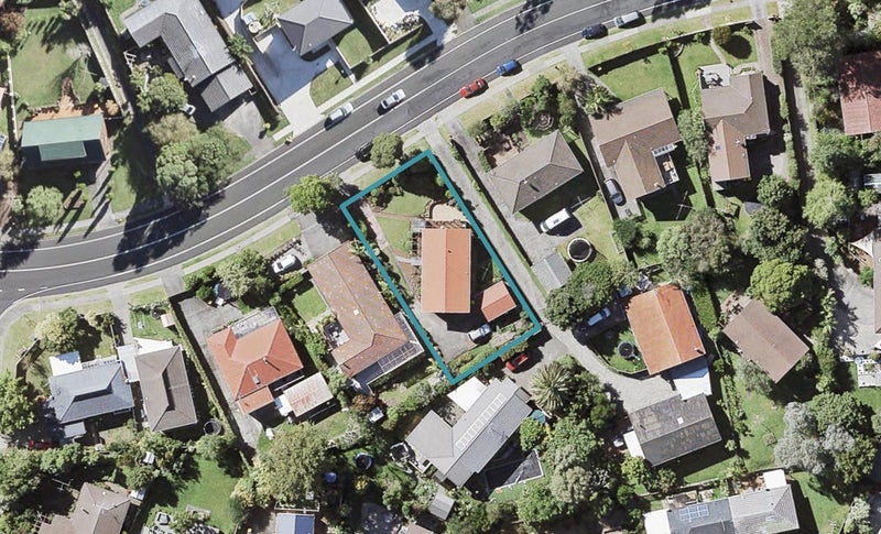 46 John Downs Drive, Browns Bay, Auckland - Carousel 1