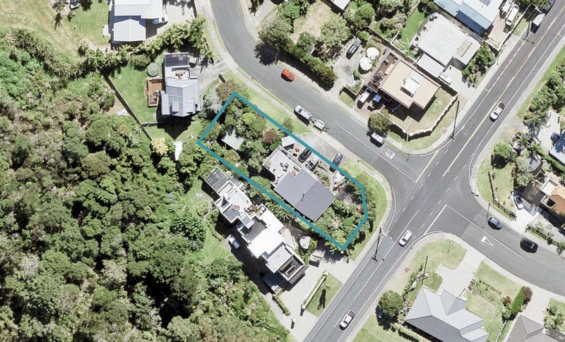 2 Siesta Terrace, Gulf Harbour, Whangaparaoa - Carousel 1