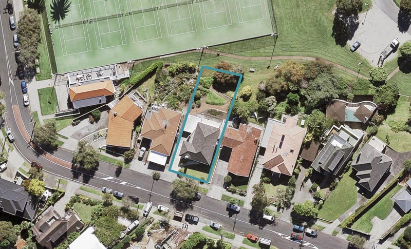 8 Fife Street, Westmere, Auckland - Carousel 1