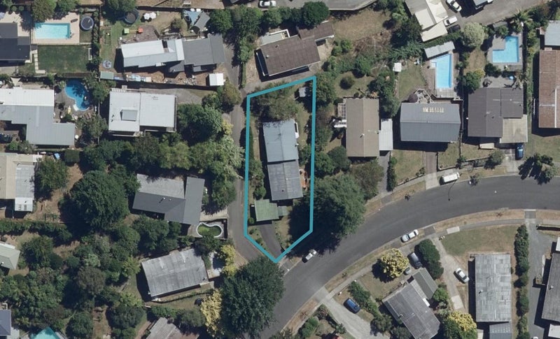 2/32 Kowhai Street, Hamilton Lake, Hamilton - Carousel 1