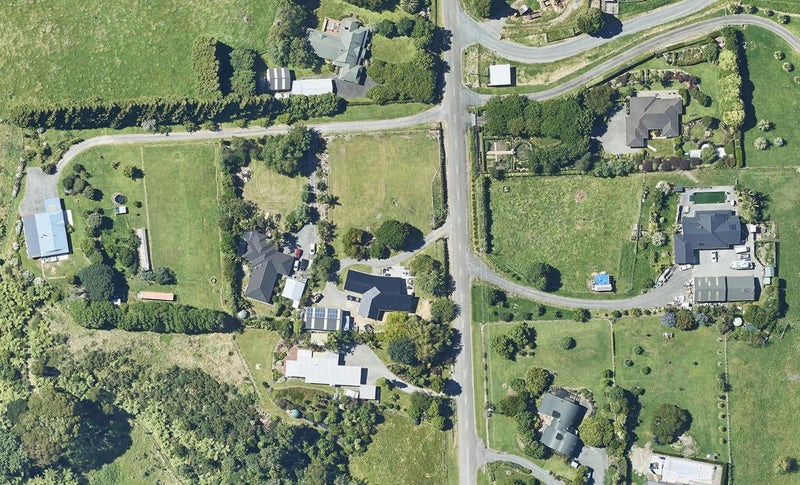 76 Gasson Lane, Pyes Pa, Tauranga - Carousel 1