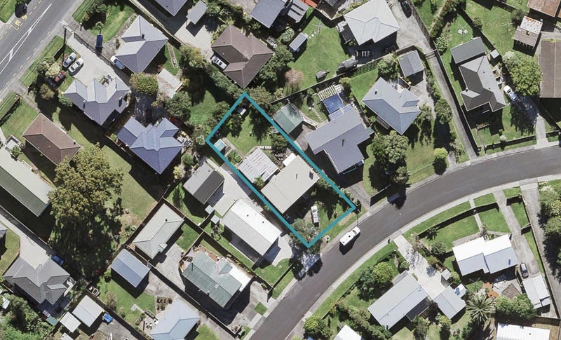 22 Patts Avenue, Glendene, Auckland - Carousel 1