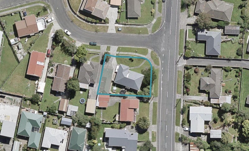 168 George Street, Stokes Valley, Lower Hutt - Carousel 1