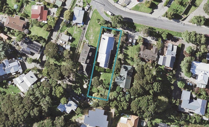 84 Carlton Crescent, Maraetai, Auckland - Carousel 1