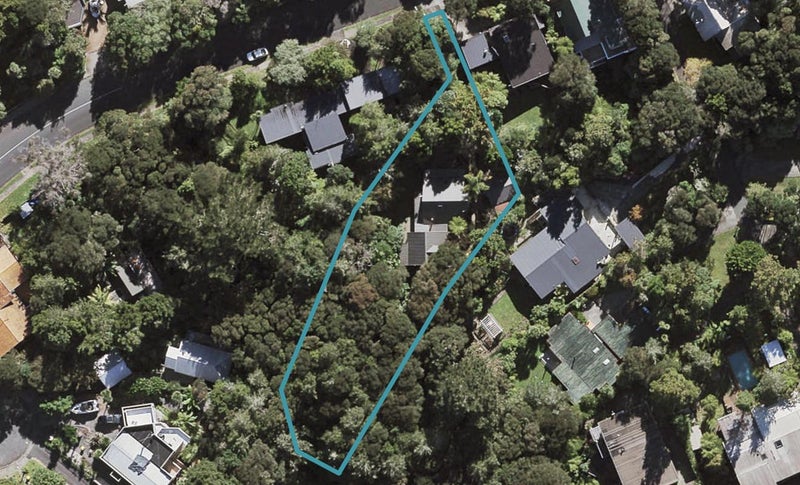 124 Park Hill Road, Birkenhead, Auckland - Carousel 1