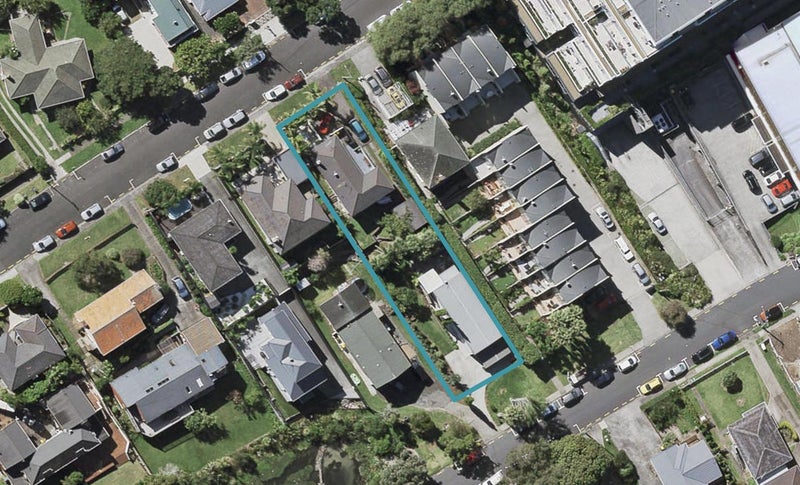 1/20 Huron Street, Takapuna, Auckland - Carousel 1