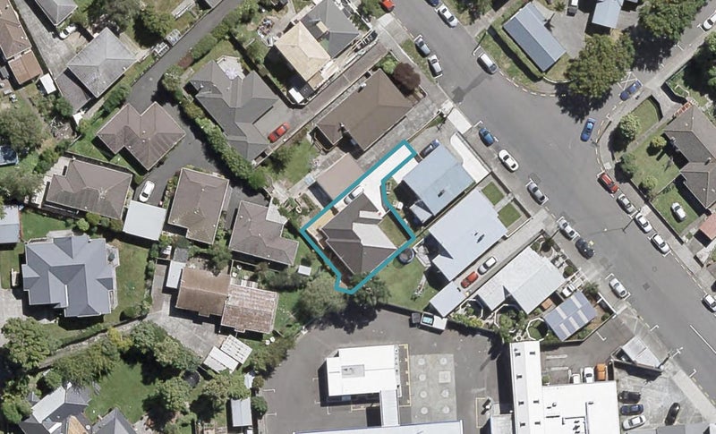 2/44 Boulcott Street, Boulcott, Lower Hutt - Carousel 1