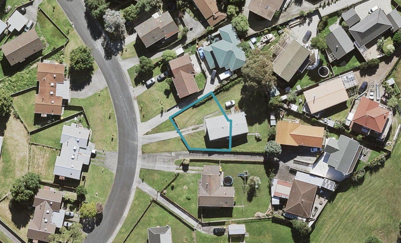 16A Rena Place, West Harbour, Auckland - Carousel 1