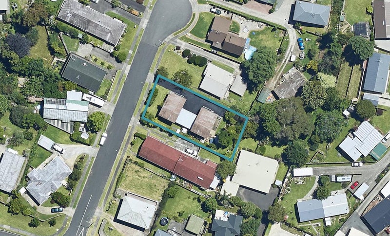 8B Nicolas Place, Judea, Tauranga - Carousel 1