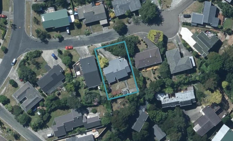 6 Charthouse Lane, Whitby, Porirua - Carousel 1
