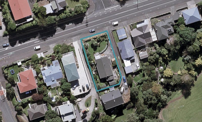 375 Saint Aubyn Street, Moturoa, New Plymouth - Carousel 1