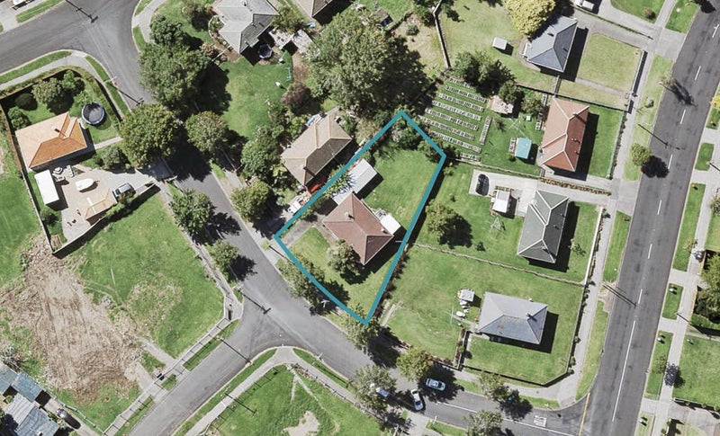 6 Mansfield Street, Glen Innes, Auckland - Carousel 1
