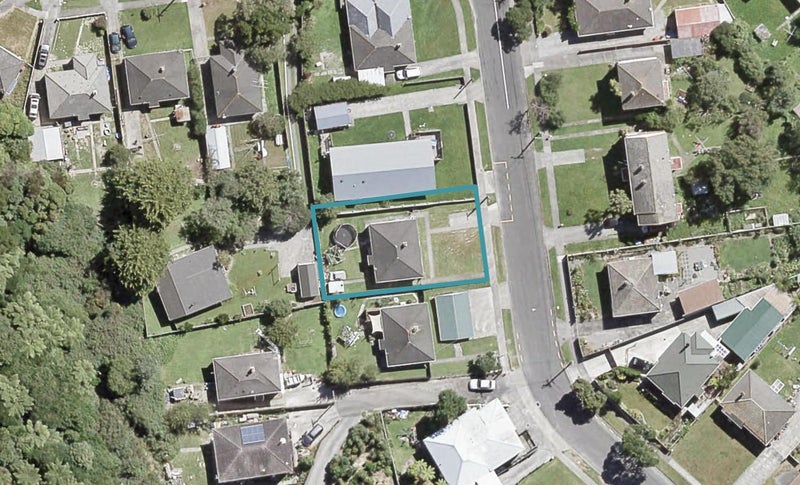 91 Judd Crescent, Naenae, Lower Hutt - Carousel 1