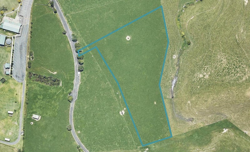 366B Welcome Bay Road, Welcome Bay, Tauranga - Carousel 1