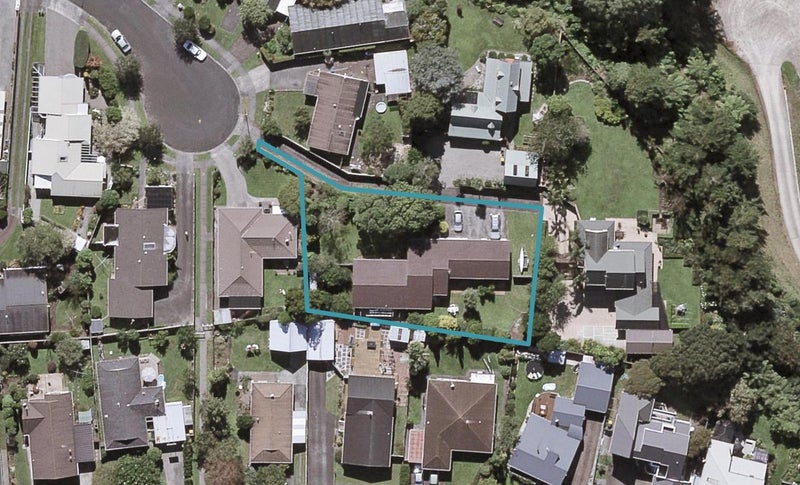 13C Argyle Place, Highlands Park, New Plymouth - Carousel 1