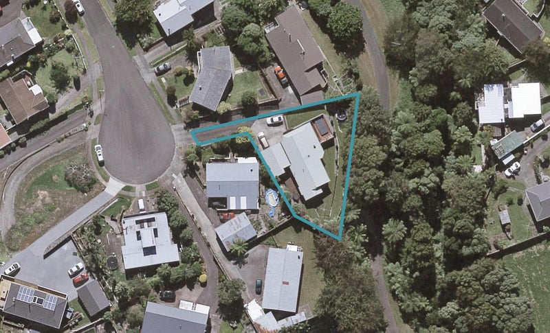 14B Acacia Place, Bell Block, New Plymouth - Carousel 1
