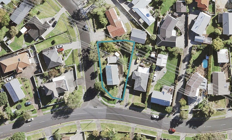 63 Canberra Avenue, Lynfield, Auckland - Carousel 1