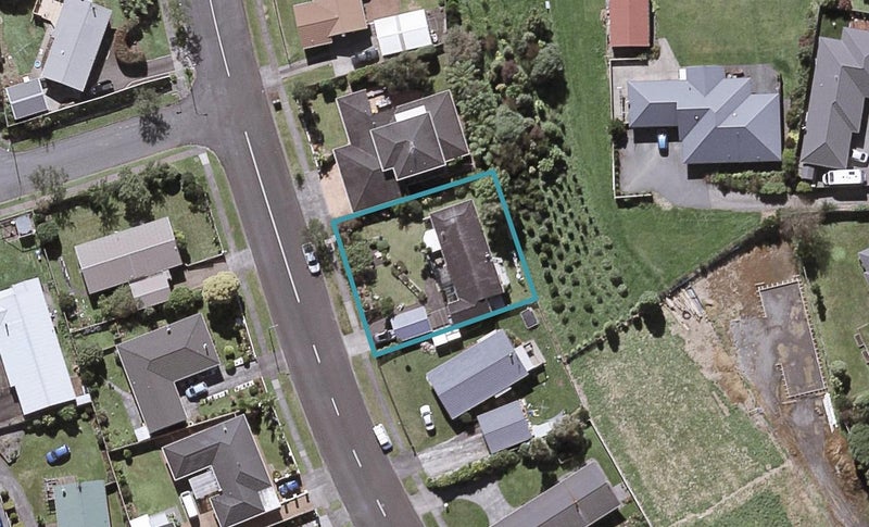 38 Heta Road, Highlands Park, New Plymouth - Carousel 1