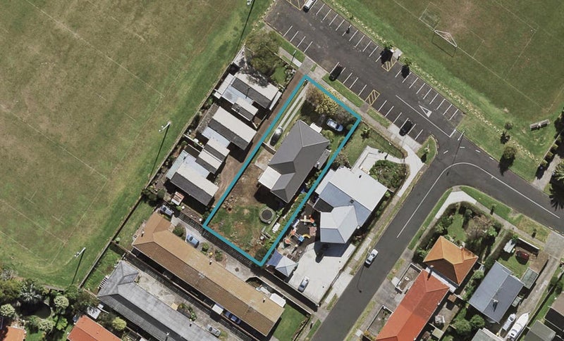 20 Kingswood Road, Papatoetoe, Auckland - Carousel 1