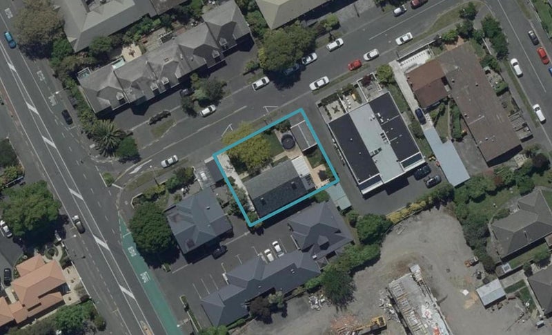 8 Holly Road, St Albans, Christchurch - Carousel 1