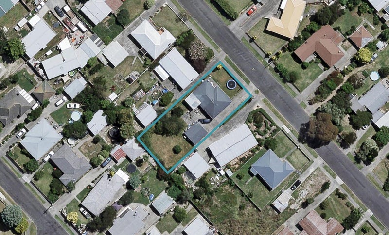 35 Barnard Avenue, Maraenui, Napier - Carousel 1
