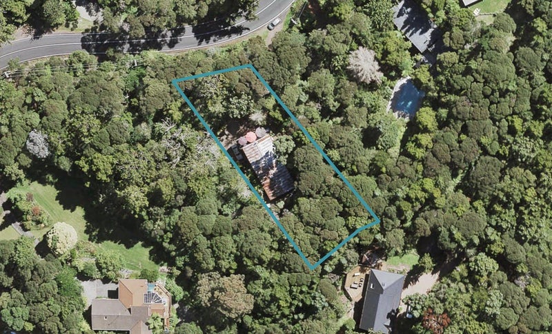 706 West Coast Road, Oratia, Auckland - Carousel 1