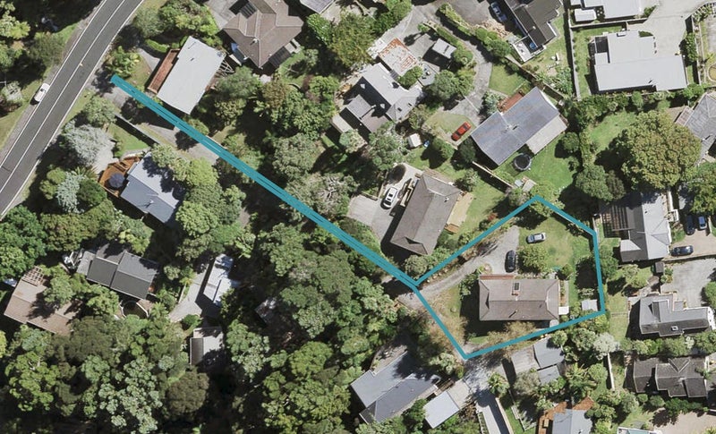 115 Wirihana Road, Titirangi, Auckland - Carousel 1