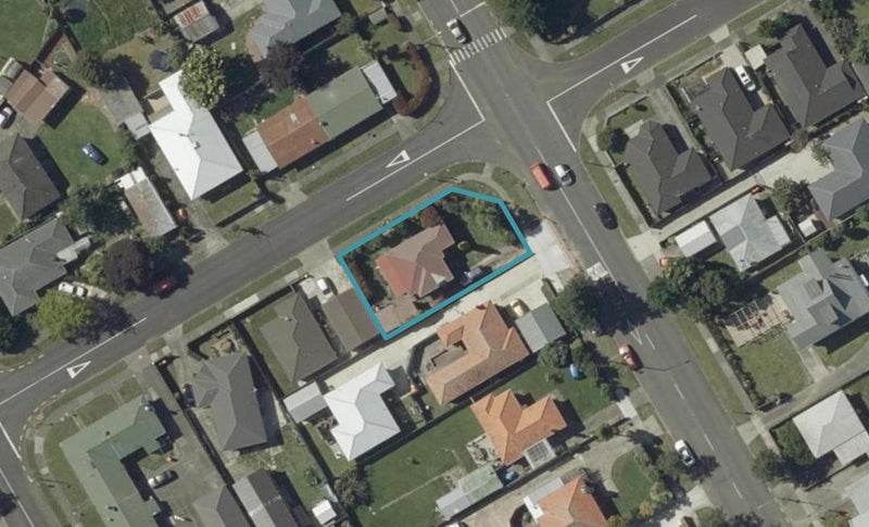 28 Botanical Road, Takaro, Palmerston North - Carousel 1