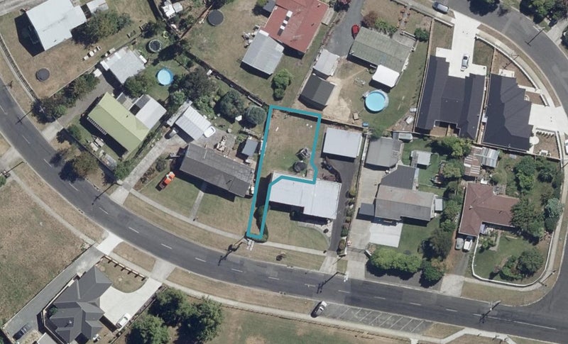 4/58 McKay Drive, Temple View, Hamilton - Carousel 1