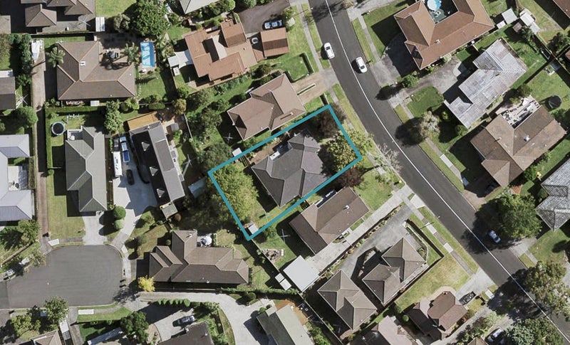 34 Rushgreen Avenue, Pahurehure, Papakura - Carousel 1