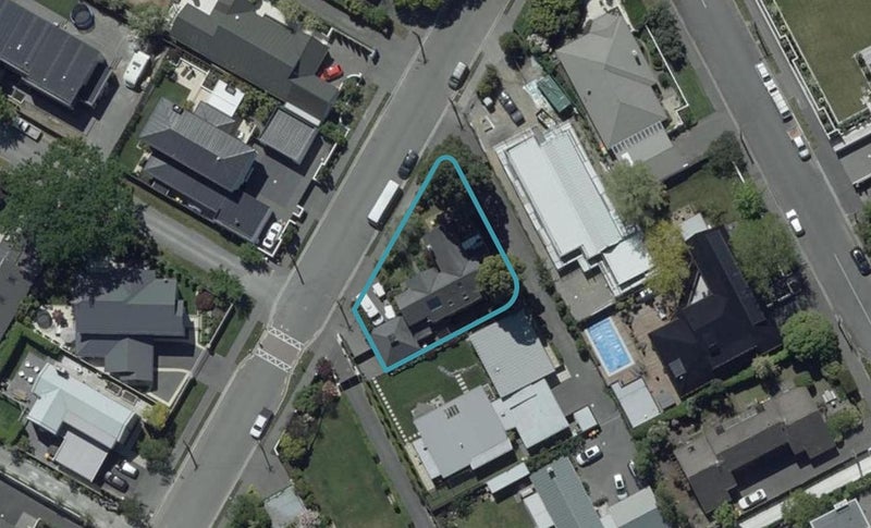 32 Wairarapa Terrace, Merivale, Christchurch - Carousel 1