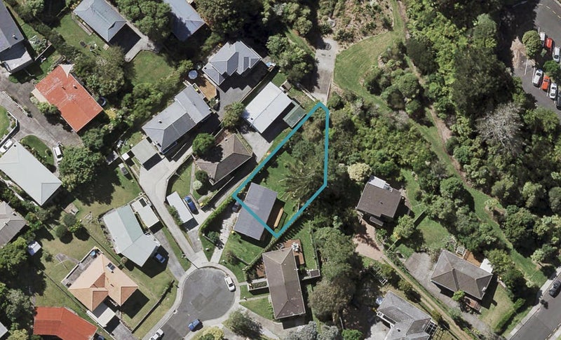 22B Jonathan Place, Sunnynook, Auckland - Carousel 1