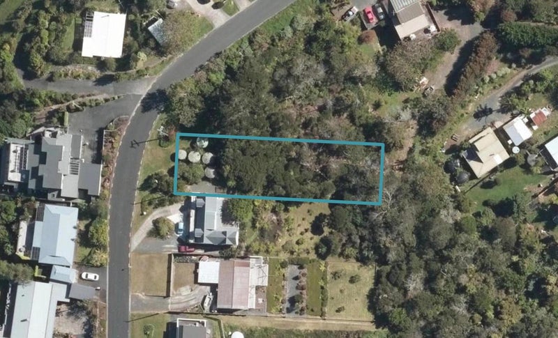 2 Gould Street, Russell, Russell - Carousel 1