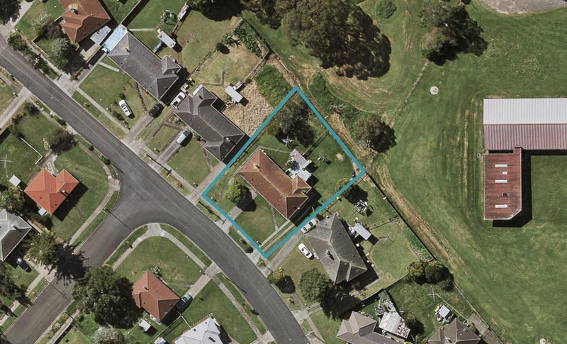 5 Bentley Road, Ōtara, Auckland - Carousel 1
