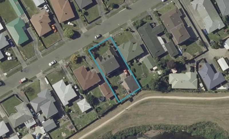 24 Somerset Crescent, Highbury, Palmerston North - Carousel 1