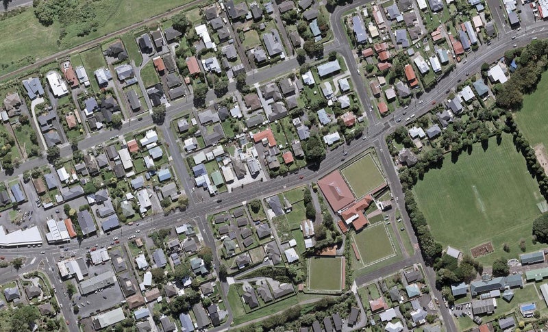456 Saint Aubyn Street, Moturoa, New Plymouth - Carousel 1