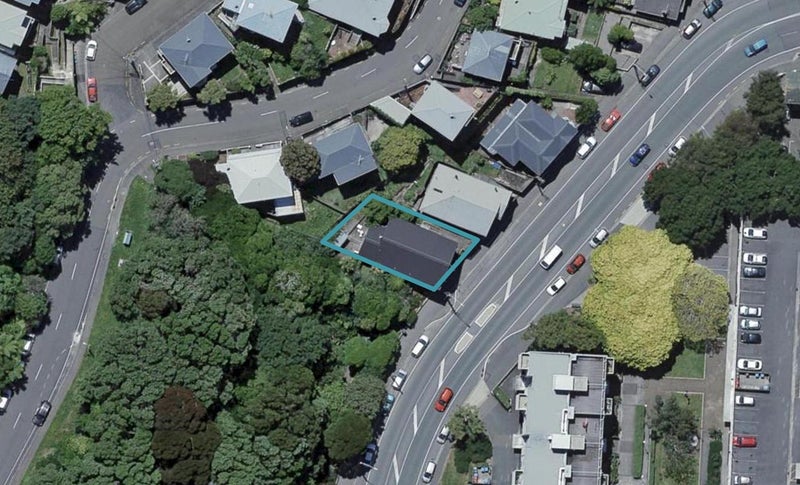 22 Brooklyn Road, Aro Valley, Wellington - Carousel 1