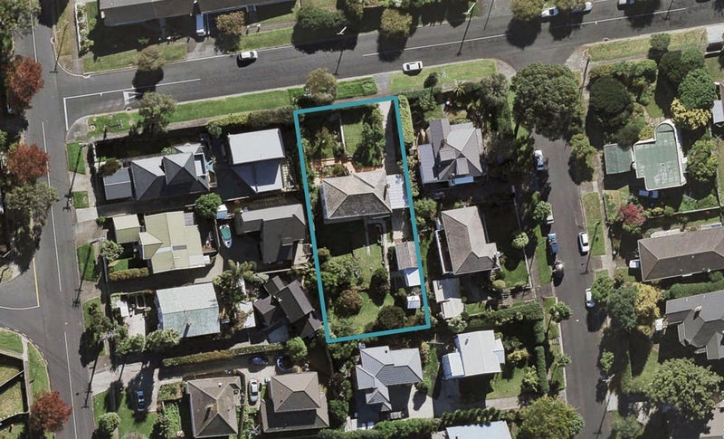1 Tawa Road, Onehunga, Auckland - Carousel 1