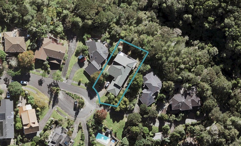 22 Homewood Place, Chatswood, Auckland - Carousel 1