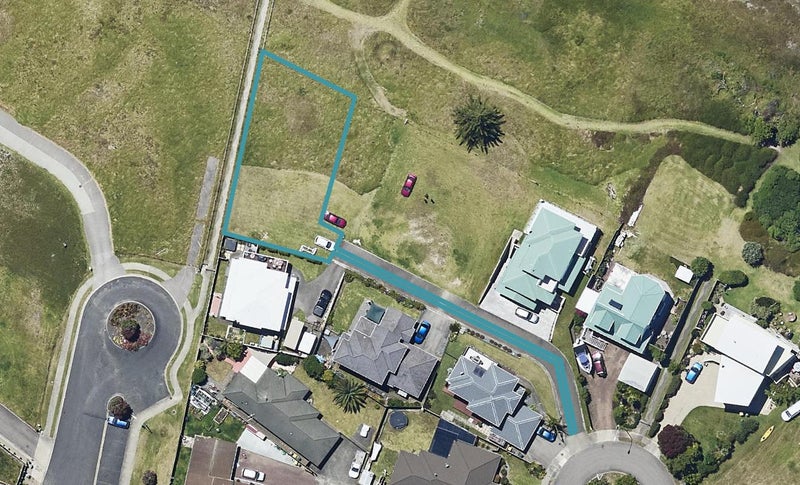 4 Esplanade Rise, Coastlands, Whakatāne - Carousel 1