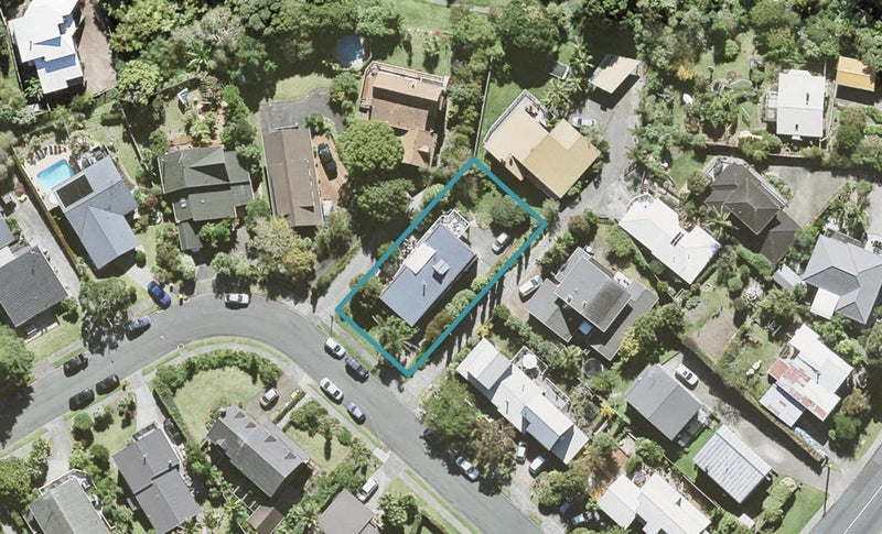7 Tiri View Place, Waiake, Auckland - Carousel 1