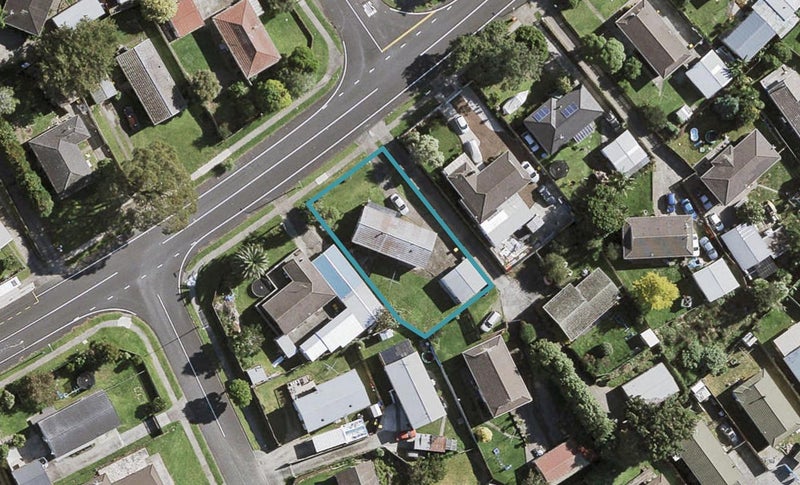 17 Hyperion Drive, Randwick Park, Auckland - Carousel 1