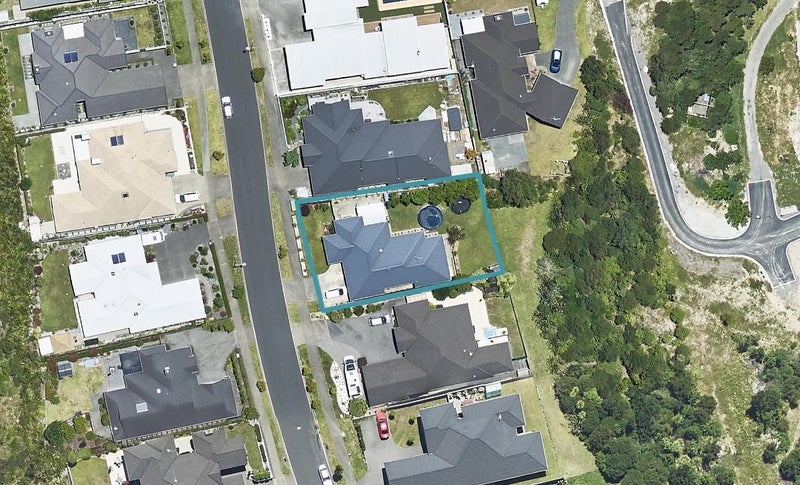 25 Rexford Heights, Pyes Pa, Tauranga - Carousel 1