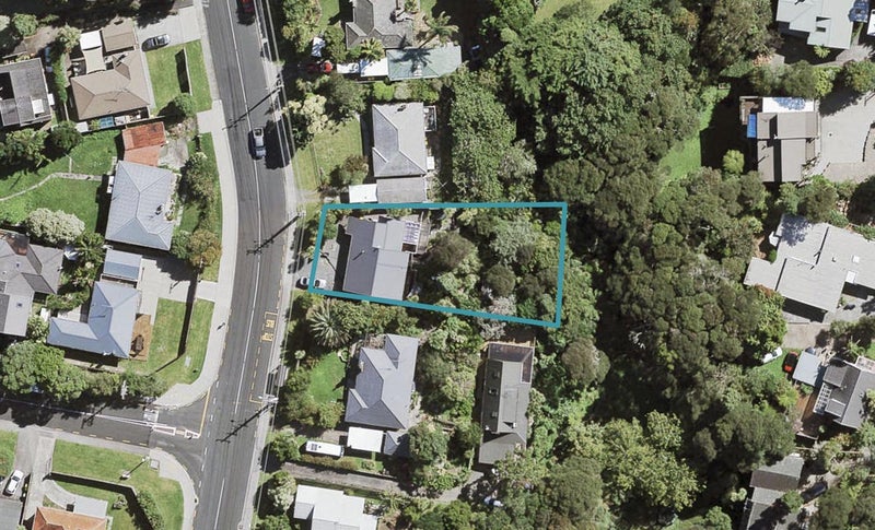 160 Atkinson Road, Titirangi, Auckland - Carousel 1