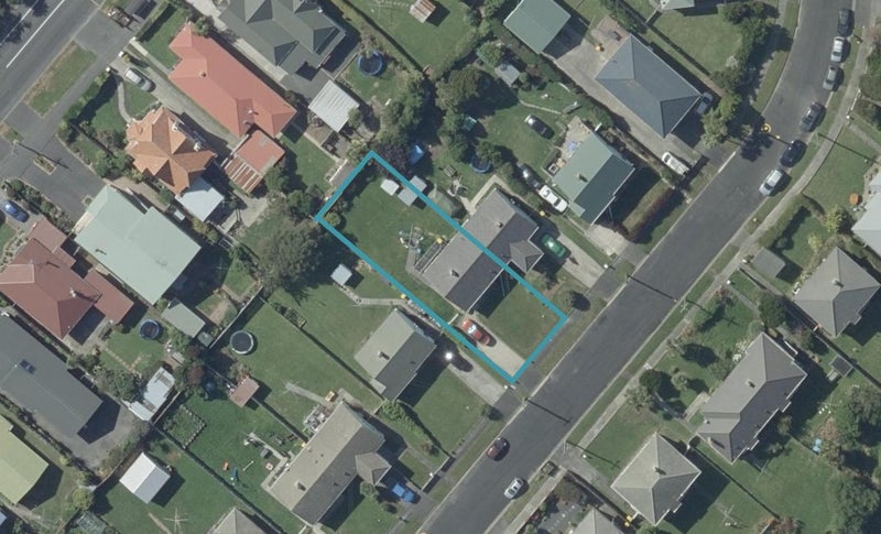 33 Puketai Street, Andersons Bay, Dunedin - Carousel 1