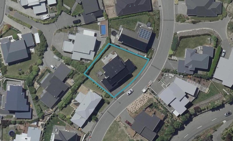 5 Old Barrow Heights, Huntsbury, Christchurch - Carousel 1