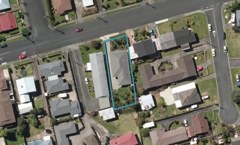 7 Wrack Street, Kensington, Whangarei - Carousel 1