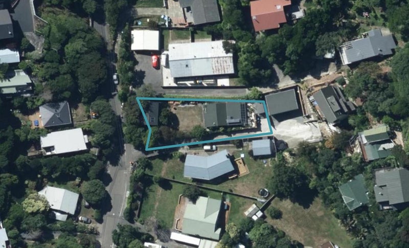76 Airlie Road, Plimmerton, Porirua - Carousel 1