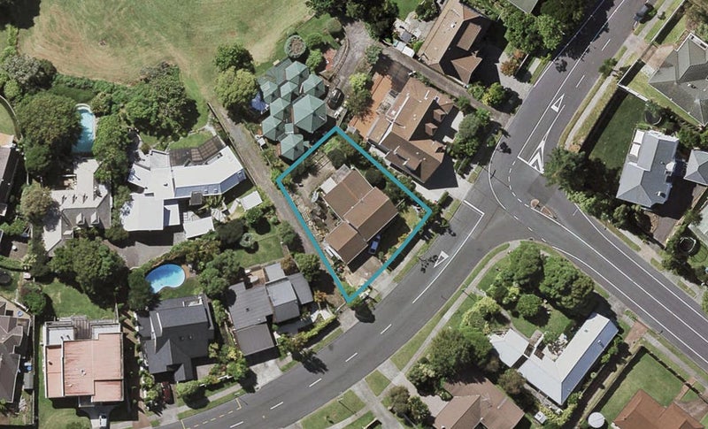 94 Panapa Drive, Saint Johns, Auckland - Carousel 1